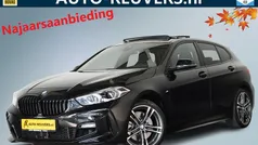 Zwart Gebruikt 2024 BMW 120 M Sport Hatchback | € 35.900 (Eerlijke prijs)