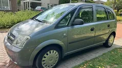 Gebruikt 2004 Opel Meriva Essentia MPV | € 999 (Eerlijke prijs)