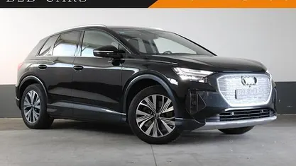 Occasion Audi Q4 e-tron Basis 150 kW (204 PK) 2021 Zwart SUV