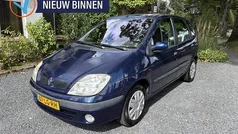 Blauw Gebruikt 2002 Renault Scénic Expression MPV | € 950 (Goede deal)