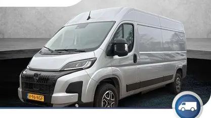 Nieuw Peugeot Boxer 205 kW (279 PK) 2025 Grijs Van