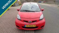 Rood Gebruikt 2010 Toyota Aygo Comfort Hatchback | € 3.250 (Eerlijke prijs)