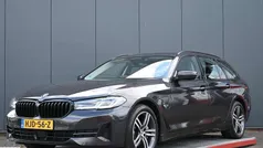 Grijs Gebruikt 2022 BMW 530e Comfort Edition Stationwagen | € 35.950 (Super prijs)