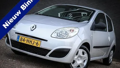 Grijs Gebruikt 2008 Renault Twingo Authentique Hatchback | € 2.750 (Eerlijke prijs)