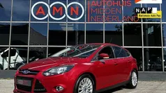Rood Gebruikt 2012 Ford Focus Titanium Hatchback | € 8.450 (Eerlijke prijs)