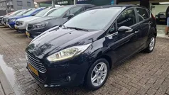 Zwart Gebruikt 2015 Ford Fiesta Titanium Hatchback | € 7.750 (Eerlijke prijs)
