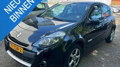 Zwart Gebruikt 2012 Renault Clio IV Collection Hatchback | € 4.950 (Eerlijke prijs)