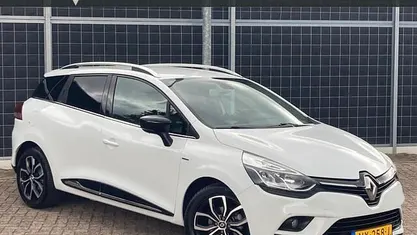 Occasion 2017 Renault Clio GrandTour LIMITED Stationwagen | € 8.950 (Eerlijke prijs)