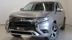 Gebruikt 2020 Mitsubishi Outlander SUV | € 23.450 (Goede deal)
