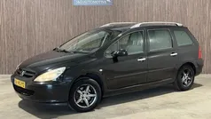 Zwart, metallic lak Gebruikt 2003 Peugeot 307 Stationwagen | € 900 (Goede deal)