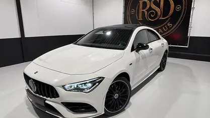 Wit Gebruikt 2020 Mercedes CLA250 AMG Sedan | € 28.950 (Eerlijke prijs)