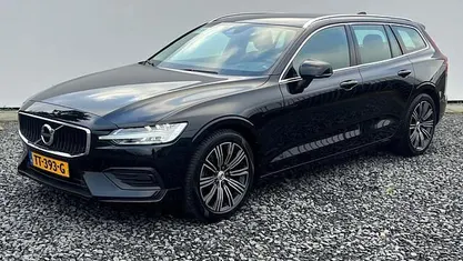 Occasion Volvo V60 Momentum 251 PK (184 kW) 2018 Zwart Stationwagen