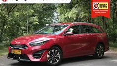 Rood Gebruikt 2022 Kia Ceed Stationwagen | € 22.800 (Eerlijke prijs)