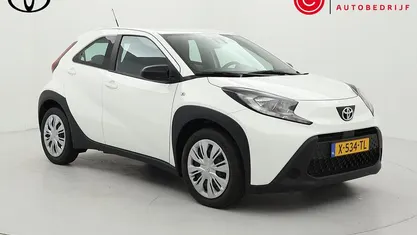 Occasion 2024 Toyota Aygo X Play SUV | € 17.499 (Eerlijke prijs)
