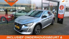 Grijs, metallic lak Gebruikt 2021 Peugeot 208 GT Hatchback | € 18.950 (Eerlijke prijs)