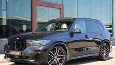 Zwart Gebruikt 2022 BMW X5 Executive SUV | € 71.040 (Goede deal)