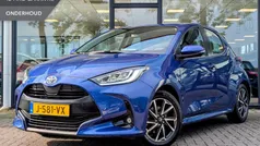 Blauw Gebruikt 2020 Toyota Yaris Hybrid Hatchback | € 20.495 (Eerlijke prijs)