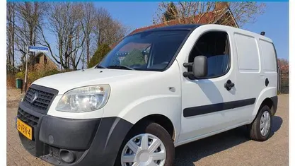 Occasion Fiat Doblò 77 PK (56 kW) 2006 Wit MPV