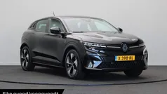 Zwart Gebruikt 2024 Renault Mégane Evolution Hatchback | € 30.440 (Goede deal)