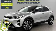 Zilver, metallic lak Gebruikt 2018 Kia Stonic SUV | € 12.900 (Eerlijke prijs)