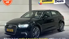 Zwart Gebruikt 2020 Audi A3 Sportback e-tron S-Line Sedan | € 21.295 (Super prijs)