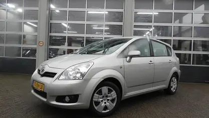 Gebruikt 2008 Toyota Verso MPV | € 6.950 (Eerlijke prijs)