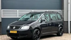 Zwart Gebruikt 2005 VW Touran Business MPV | € 2.450 (Eerlijke prijs)