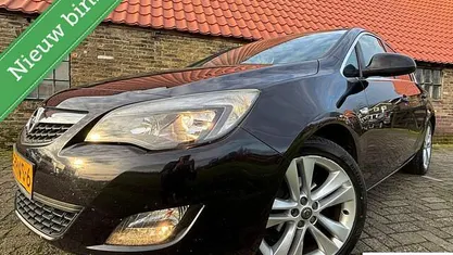 Occasion 2011 Opel Astra Sport Hatchback | € 2.990 (Eerlijke prijs)