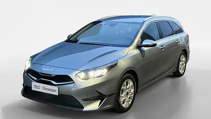 Grijs Occasion 2024 Kia Ceed Turbo Hatchback | € 29.995 (Eerlijke prijs)