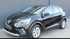 Zwart Gebruikt 2022 Renault Captur Intens SUV | € 21.450 (Eerlijke prijs)