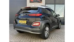 Zwart Gebruikt 2021 Hyundai Kona Comfort SUV | € 19.890 (Eerlijke prijs)