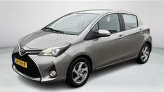 Gebruikt 2015 Toyota Yaris Hybrid Trend Hatchback | € 10.900 (Eerlijke prijs)