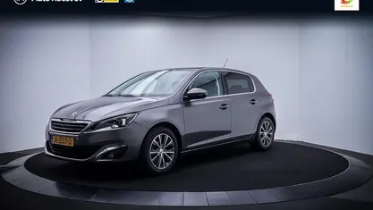 Grijs Gebruikt 2016 Peugeot 308 Premium Hatchback | € 12.125 (Eerlijke prijs)