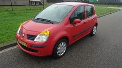 Rood Gebruikt 2006 Renault Modus MPV | € 1.895 (Eerlijke prijs)