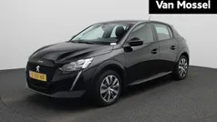 Zwart Gebruikt 2023 Peugeot e-208 Active Hatchback | € 19.400 (Eerlijke prijs)