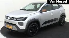 Gebruikt 2024 Dacia Spring Extreme Hatchback | € 15.240 (Eerlijke prijs)