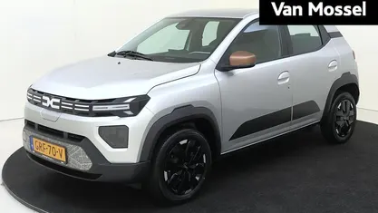 Grijs Gebruikt 2024 Dacia Spring Extreme Hatchback | € 15.240 (Eerlijke prijs)