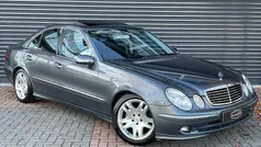 Grijs (metallic) Gebruikt 2006 Mercedes E320 Avantgarde Sedan | € 3.999 (Eerlijke prijs)