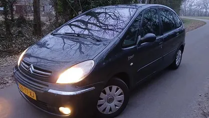 Grijs Occasion 2006 Citroën Xsara Picasso MPV | € 1.750 (Eerlijke prijs)