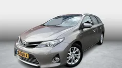 Gebruikt 2014 Toyota Auris Touring Sports Executive Stationwagen | € 11.999 (Eerlijke prijs)