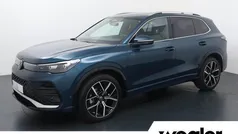 Blauw Gebruikt 2024 VW Tiguan Business SUV | € 46.840 (Eerlijke prijs)