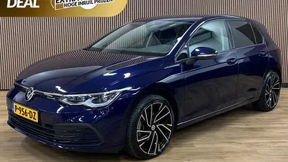 Gebruikt 2020 VW Golf VIII R-line Hatchback | € 25.945 (Eerlijke prijs)