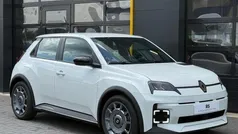 Gebruikt 2025 Renault R5 Night&Day Hatchback | € 26.400 (Eerlijke prijs)