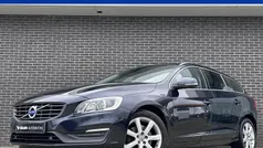Gebruikt 2017 Volvo V60 Momentum Stationwagen | € 14.900 (Eerlijke prijs)