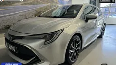 Grijs Gebruikt 2020 Toyota Corolla Executive Stationwagen | € 24.450 (Eerlijke prijs)
