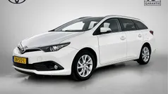 Gebruikt 2016 Toyota Auris Hybrid Business Edition Stationwagen | € 16.900 (Eerlijke prijs)
