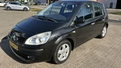Zwart, metallic lak Gebruikt 2008 Renault Scénic II Business MPV | € 1.995 (Eerlijke prijs)