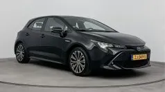 Zwart Gebruikt 2019 Toyota Corolla Edition Hatchback | € 18.945 (Eerlijke prijs)