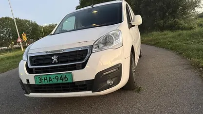 Occasion Peugeot Partner Premium 75 PK (55 kW) 2017 MPV