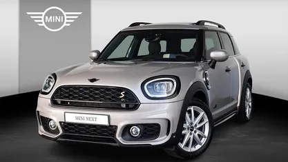 Grijs Occasion 2022 Mini John Cooper Works Countryman Comfort SUV | € 35.950 (Eerlijke prijs)